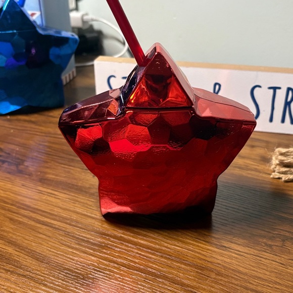 Ashland Red and Blue Star Cups Set - Picture 6 of 8